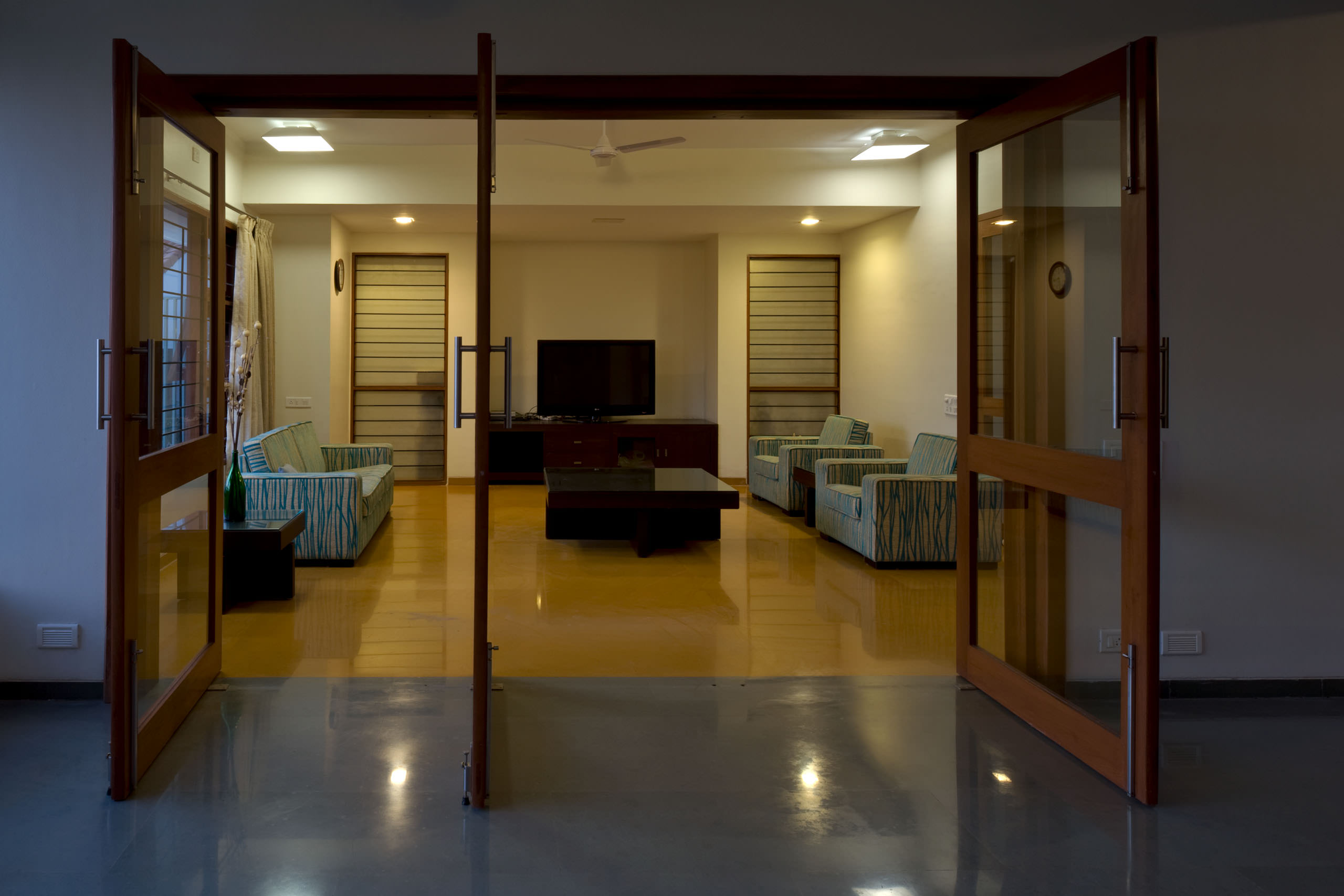 Opolis Architects, Bombay  |  Sarpanch House, Akluj